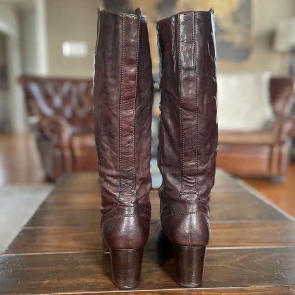 Frye Carson Mid Heel Tab Pull On Boots - Picture 3 of 7